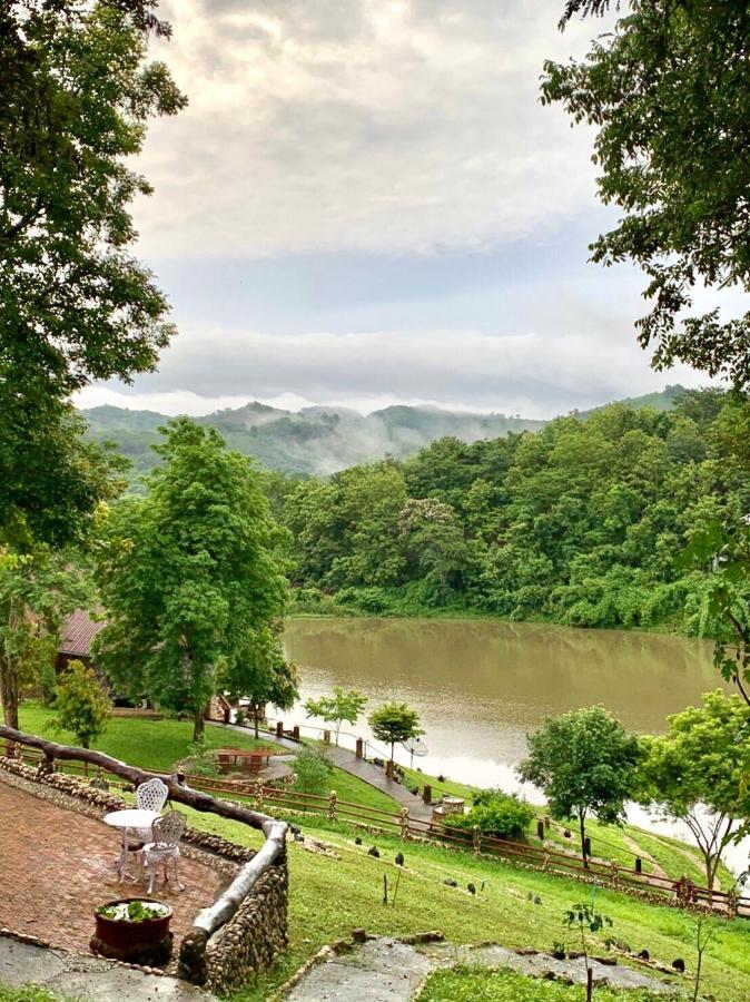 Nan Waterside Hong Bon Nern Bed and Breakfast Εξωτερικό φωτογραφία