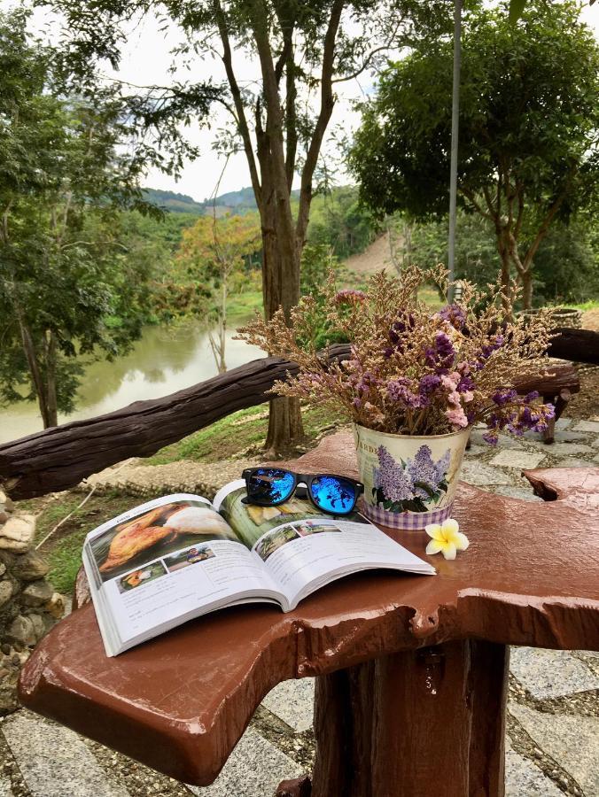 Nan Waterside Hong Bon Nern Bed and Breakfast Εξωτερικό φωτογραφία